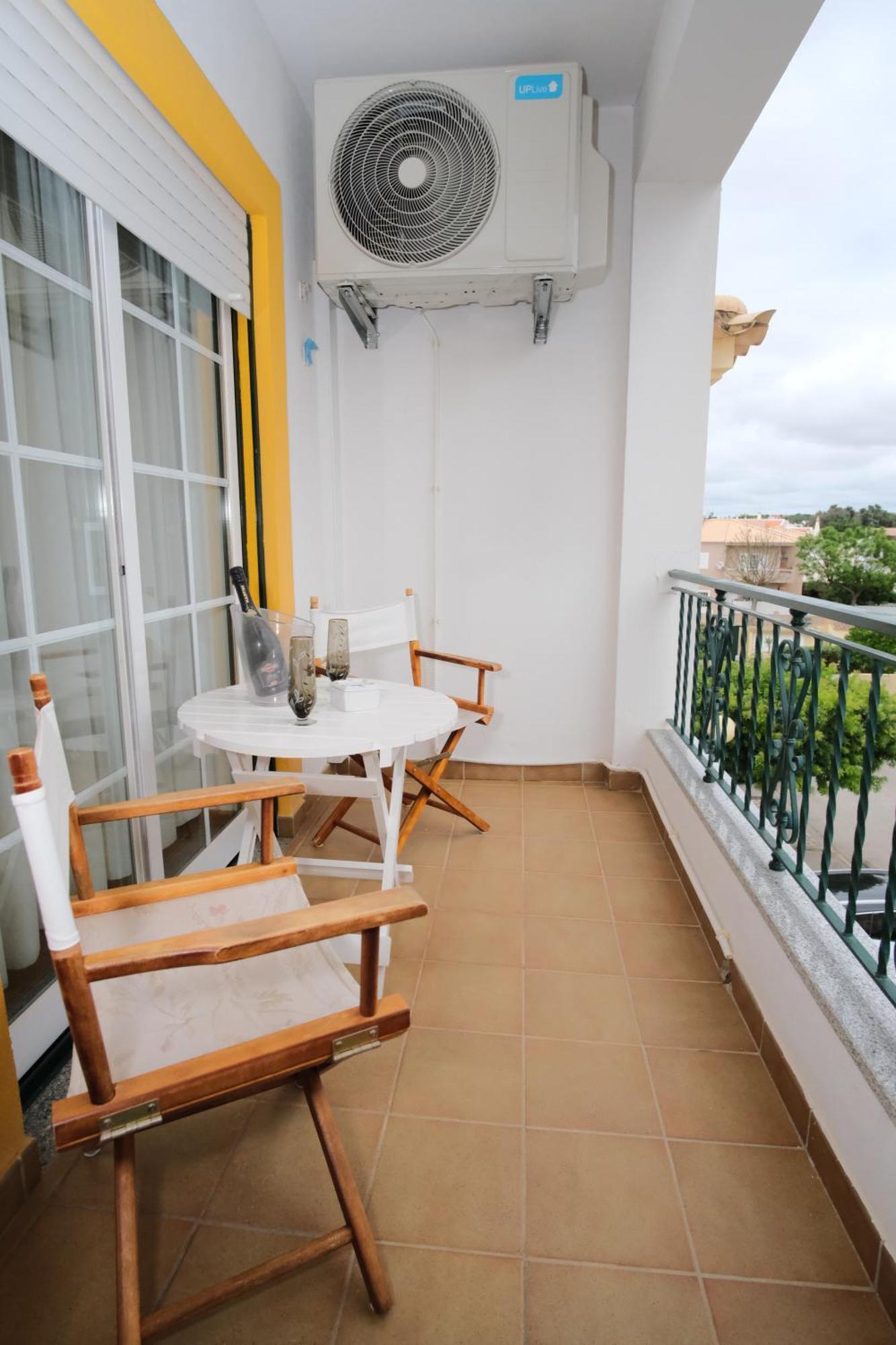 Apartamento T2 Em Condominio Fechado. Albufeira Extérieur photo